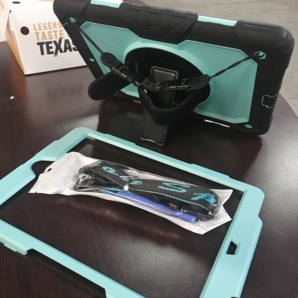 New iPad Protective Case 10.2 inch 3 Colors - Picture 6 of 8